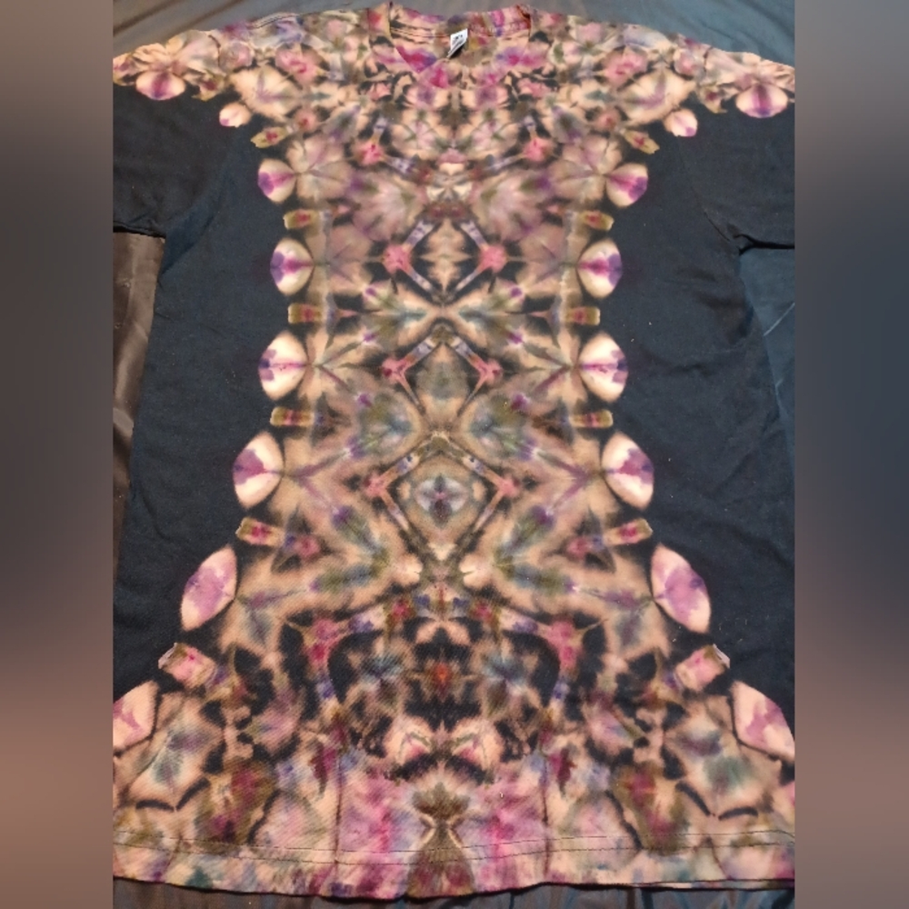 Reverse Tie-Dye,unique Patterned T-Shirt
